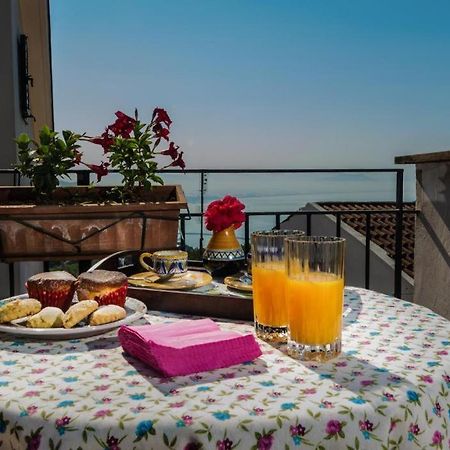 Casa Rosaria Amalfi Coast Bed and Breakfast Vietri Exteriör bild