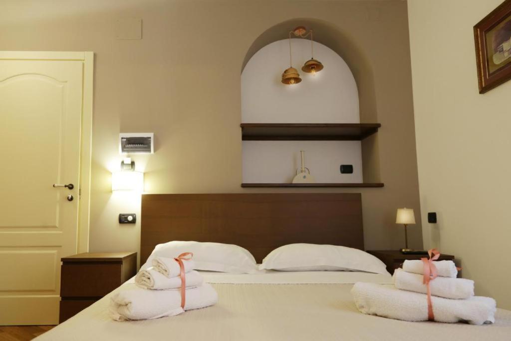 Casa Rosaria Amalfi Coast Bed and Breakfast Vietri Exteriör bild